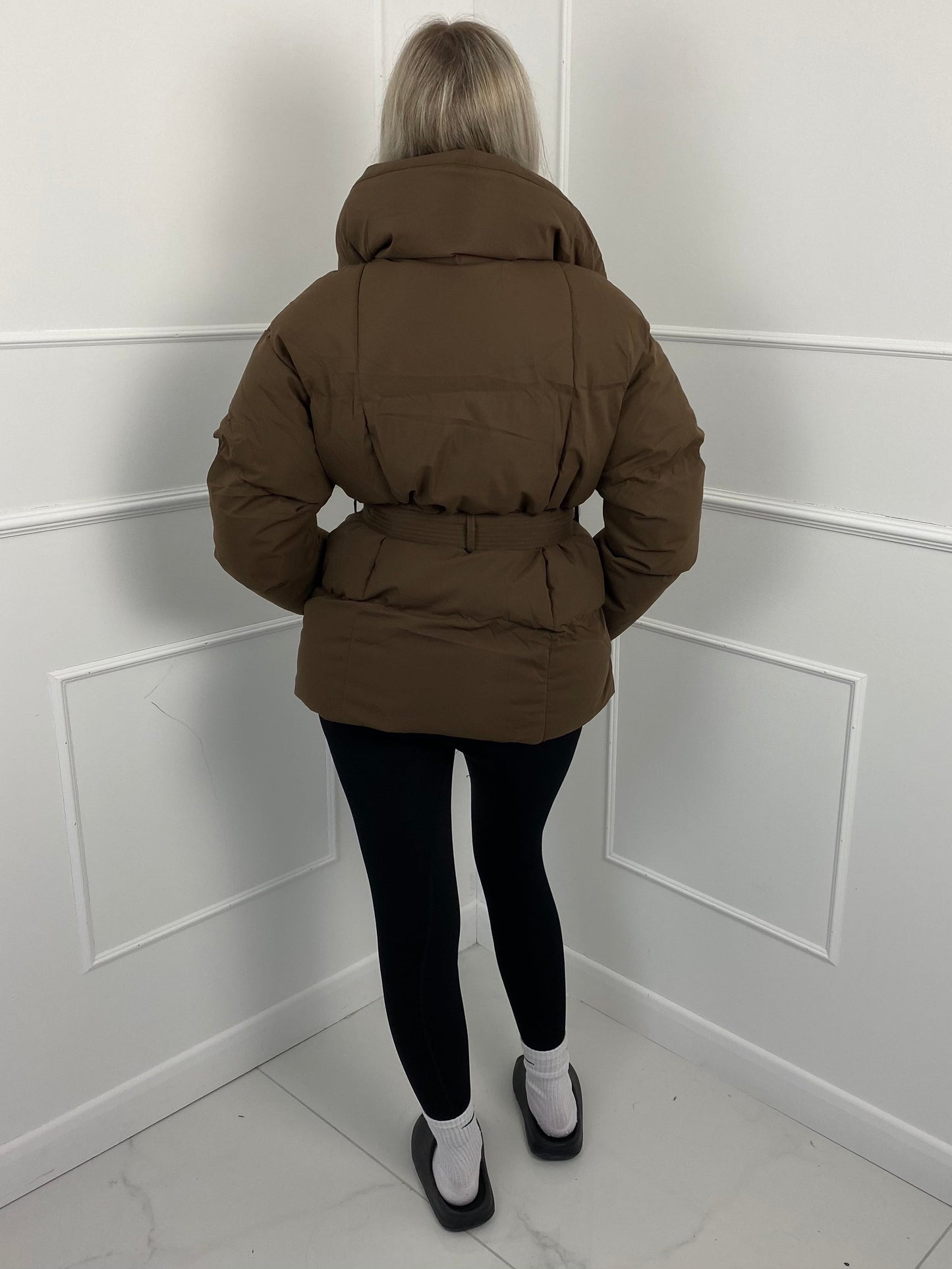 Karly Short Belted Puffer - Jas