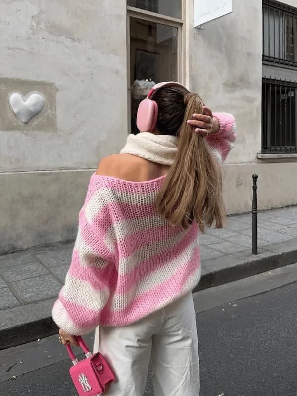 Furexa © | Winter Sweater