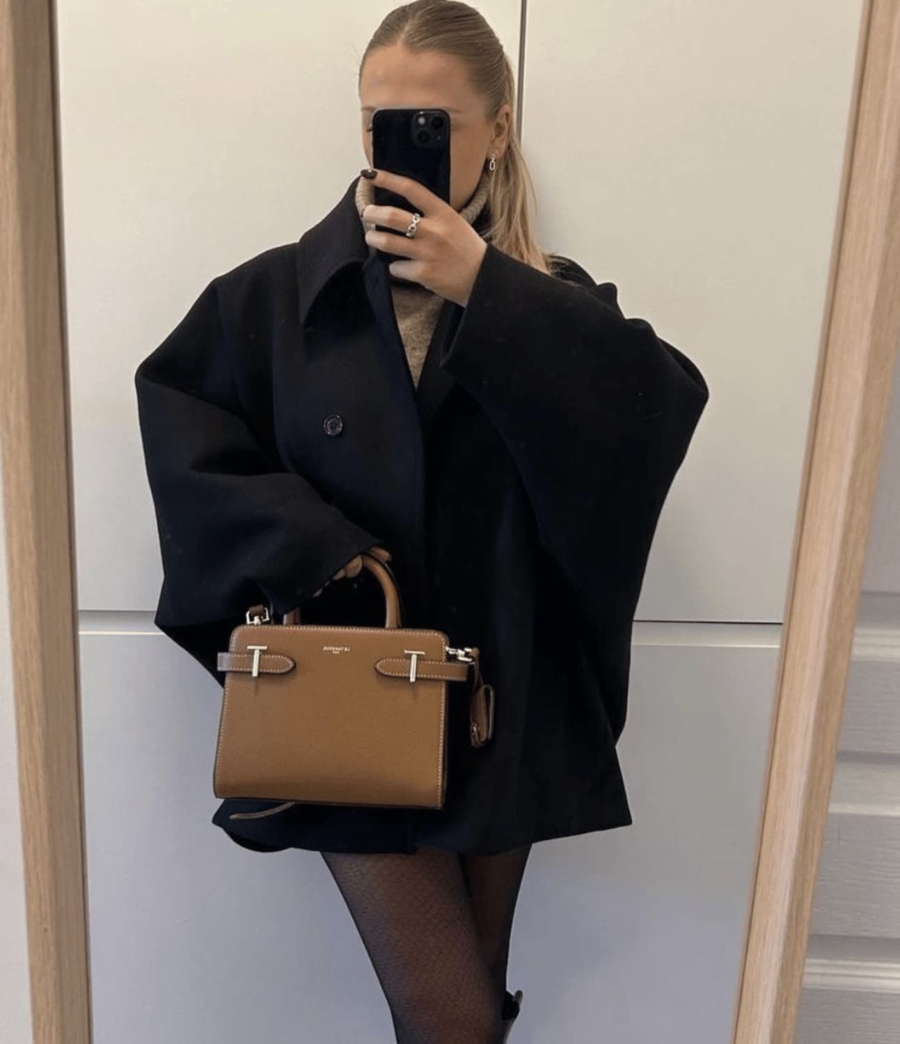 Felexa © | Oversized Coat