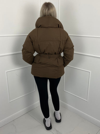 Karly Short Belted Puffer - Jas